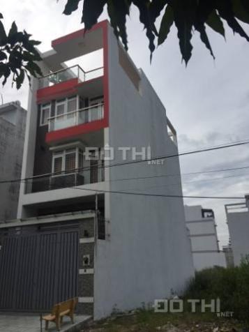 Bán 2 căn nhà đường Nguyễn Duy Trinh, Q2. Dt 148m2 giá 4,7 tỷ và căn 1T + 3L, dt: 5x20m, 5,4 tỷ 7248979