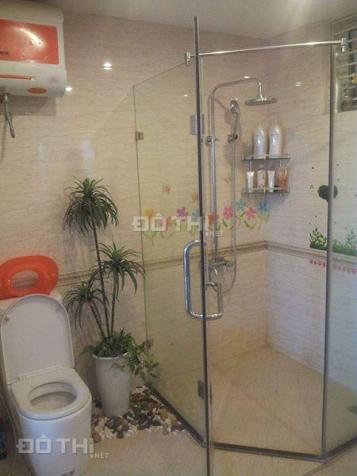 Cho thuê căn hộ CHCC 335 Cầu Giấy, DT 130m2, 3 phòng ngủ, giá 11tr/tháng 6443968