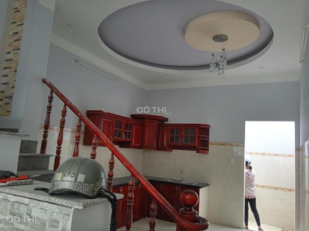 Nhà Bình Chánh mới xây 1 trệt, 1 lầu, 2 phòng khách liền kề khu CN Vĩnh Lộc, làm việc chính chủ 7355581