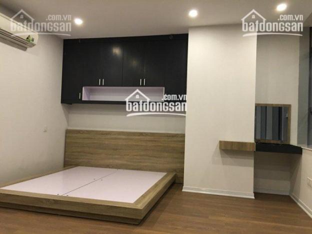 Cho thuê CHCC 335 Cầu Giấy tầng 16, 130m2, 3 PN, nội thất đẹp, căn góc, 11tr/th. LH 0943730150 7358954