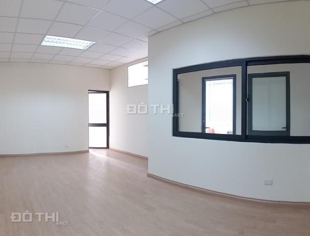 Cho thuê văn phòng phố Duy Tân, tòa nhà văn phòng chuyên nghiệp, hiện đại, còn diện tích 45 m2 7363403