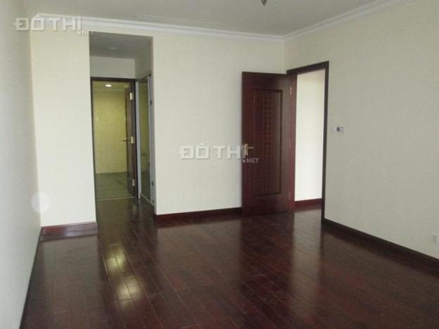 Cho thuê căn hộ tại Ngọc Khánh Plaza cạnh hồ Ngọc Khánh 111m2 2PN 12tr/th 7384329