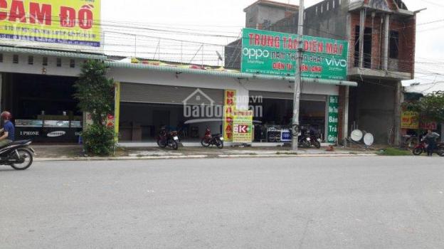 Cho thuê mặt bằng mở quán ăn, quán nhậu, ki ốt nằm ngay trục chính đường D1 và cổng KCN Viet- Sing 7563548