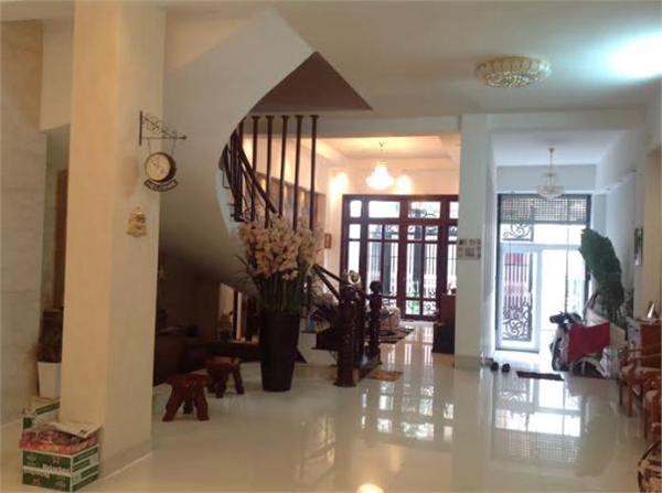 Bán nhà MT Trần Hưng Đạo, Quận 1, cấp 4, DT: 162.4m2, giá 43 tỷ. LH 0903.123.586 7459099