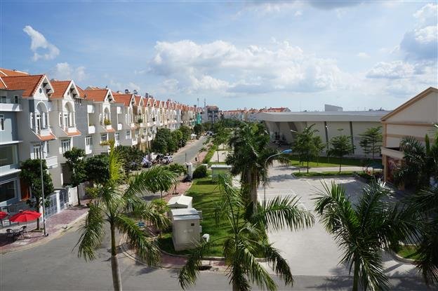 Cho thuê nhà mặt phố tại dự án khu đô thị Him Lam Kênh Tẻ, Quận 7, 100m2, giá 42 triệu /th 7456040
