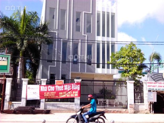 Cho thuê nhà mt Nguyễn Thị Thập, DT 5x24 xây 2 lầu, 15x23 nhà trệt, 10x20, 8x22. LH 0983105737 7454401