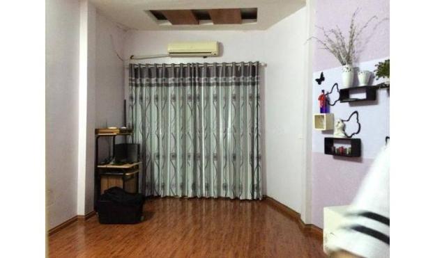 Cho thuê nhà riêng tại Bạch Mai, DT đất 64m2, DTXD 56m2, 3 tầng 7606347