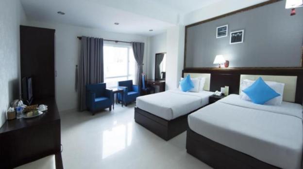 Bán gấp khách chuẩn sạn 3 sao 56 phòng gần vòng xoay chợ Bến Thành Quận 1 7648432