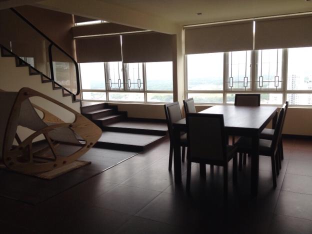 Cho thuê căn hộ penthouse Phú Hoàng Anh DT 150m2 có 3PN nội thất đẹp giá 18tr/th LH 0938 011552 7586608