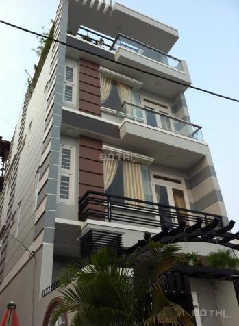 Bán nhà mt hẻm nhựa 8m Gò Xoài, Bình Tân, dt 4x19m, 1 trệt, 3 lầu, giá 3.8 tỷ. LH: 01223796206 7733743