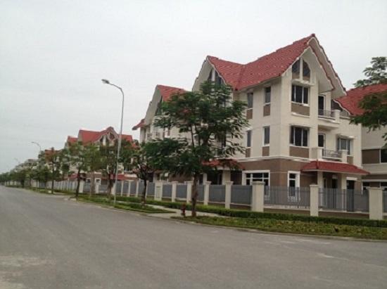 Bán biệt thự mặt đường chính Nguyễn Hữu Thọ, Linh Đàm. Diện tích: 250m2, MT: 14m 7813099