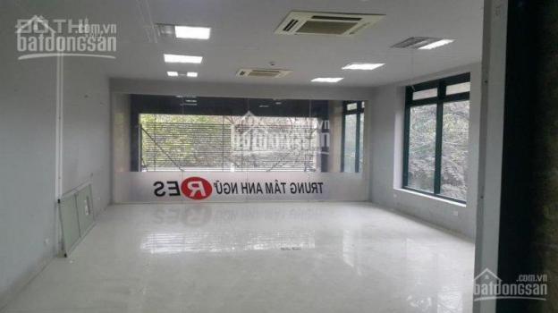 Cho thuê nhà mặt phố Nguyễn Ngọc Vũ, Trung Hòa, Cầu Giấy DTSD 500 m2, 55tr/tháng, để xe thoải mái 7782766