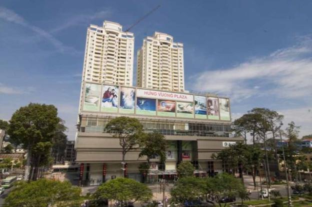 Cho thuê căn hộ chung cư Hùng Vương Plaza đường Hồng Bàng, Q.5, DT 130m2, giá thuê 20tr/th 7881756