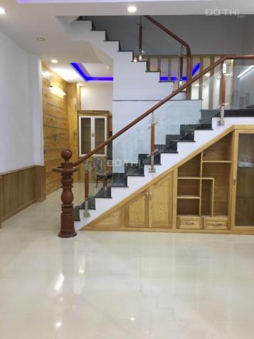 Hot: Bán nhà mới xây quận Thủ Đức, Hồ Chí Minh  7808351