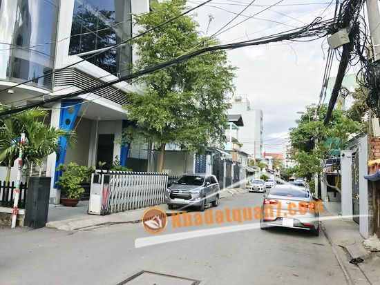 Cần bán nhà phố giả biệt thự 2 lầu, ST cao cấp mặt tiền đường số 25A, P. Tân Quy, quận 7 8373276