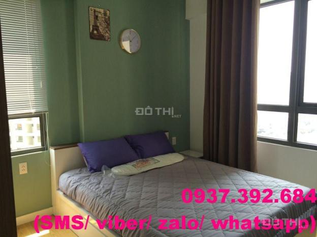 Cho thuê CH cao cấp Masteri Thảo Điền, quận 2, 2 PN hướng Đông Bắc, view hồ bơi, giá 17,5 tr/th 7836888