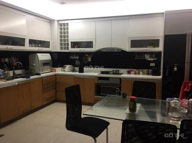Chính chủ cho thuê căn hộ mới tòa 173 Xuân Thủy gồm 3PN, 2WC, 1PK, 1 bếp 7836910