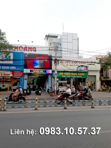 Cho thuê nhà mặt tiền Nguyễn Thị Thập DT: 15x35m và 8.5x30m và 4x25m giá tốt. LH 0983105737 7910880
