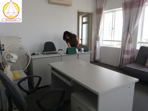 Cho thuê văn phòng đường Núi Thành, Đà Nẵng, 60m2, tầng 7, đường sầm uất 7909553