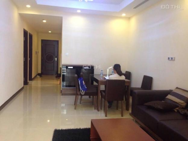 Cho thuê CHCC Royal City 132m2, 3PN, căn góc sáng, nội thất tiện nghi, 20 tr/tháng. LH: 0981993455 7868520