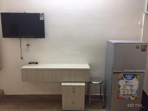 Phòng đầy đủ tiện nghi quận Phú Nhuận sát Quận 3, giá 5.5tr/th ngay mặt tiền tiêu chuẩn 2* 7876789
