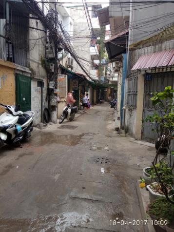 Bán nhà ngõ 184 Trần Khát Chân ngõ rộng ô tô đỗ cửa ô tô vào từ ngõ 651 Minh Khai 7964373
