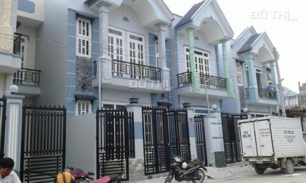 Nhà mới xây, 100% SH riêng, gần MT đường Nguyễn Hữu trí, DT 105m2 7981576