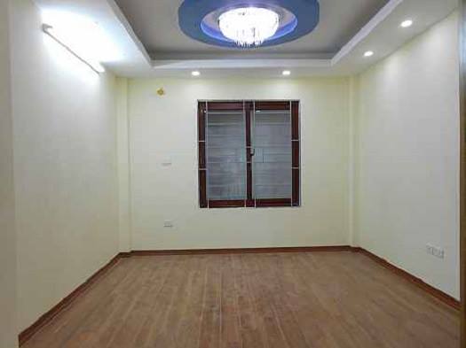 Bán nhà Bằng A, nhà 5 tầng x 40m2, kinh doanh sầm uất, Sđcc giá 3,1 tỷ. LH 0965522146, 0904876655 8187458