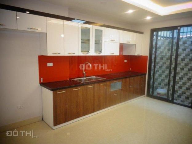 Bán nhà Đội Cấn, Ba Đình 50m2, xây 6 tầng cực đẹp, ô tô vào nhà, giá 8,5 tỷ 7985391