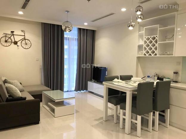 Cho thuê Vinhomes Central Park 2 phòng ngủ giá sốc nhất 8003996