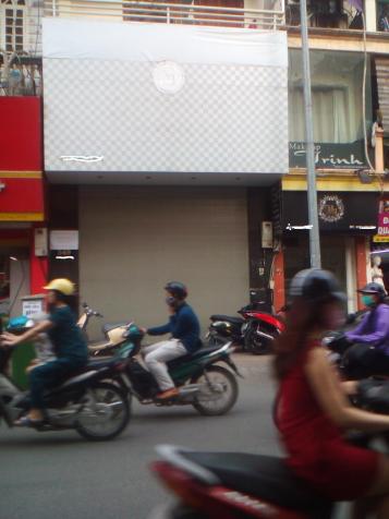Cần bán nhà mặt ngõ phố Nguyễn Chí Thanh, Đống đa, 4.2 tỷ, ô tô 8226926