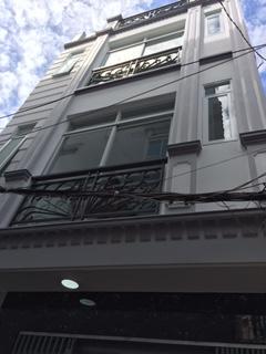 Bán nhà Thích Quảng Đức, 1 trệt, 2 lầu, 1 ST, hẻm 4m 8246802