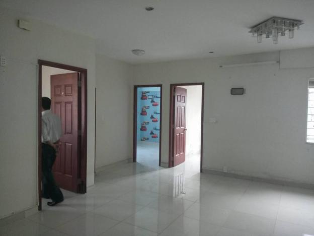 Cho thuê căn hộ chung cư Phú Thạnh, quận Tân Phú. DT 90m2, 2 PN, giá 7 triệu/tháng 8247364