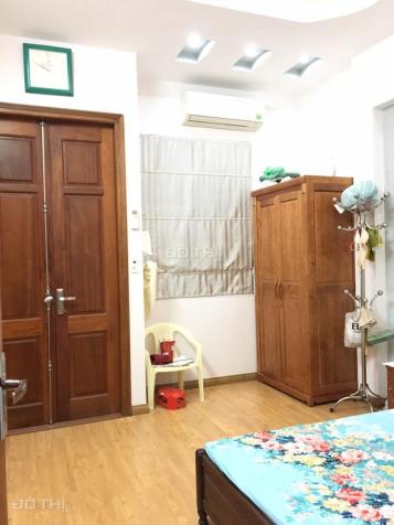 Bán nhà Nguyễn Khang, Yên Hòa, Cầu Giấy, DT 40m2 x 4T, nhà dân mới xây rất kiên cố giá 4,2 tỷ, SĐCC 8222454