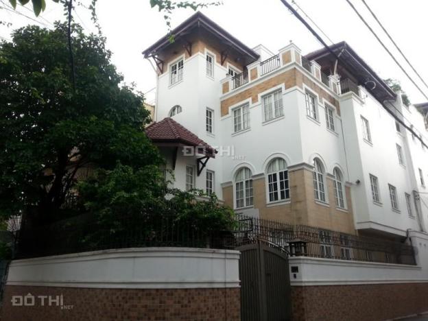 Bán villa HXH 10m Nguyễn Đình Chiểu, S = 14x26m (361m2), 1 trệt, 1 lửng, 2 lầu, giá 60 tỷ (TL) 8241135