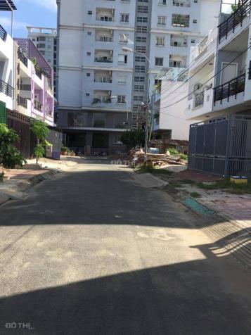 Bán đất nền đường Cây Keo giáp Phạm Văn Đồng, gần TTTM 7 tầng trong khu căn hộ cao cấp. 0984769493 8258503