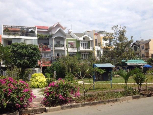 Bán nhà Nam Long Phú Thuận, DT 4x20m, 2 lầu, ST view công viên giá 6.3 tỷ 8557742