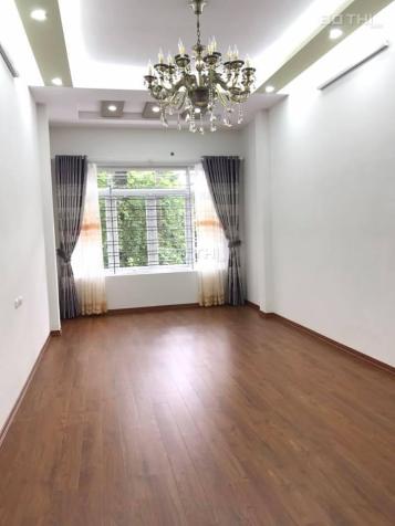 Bán nhà phân lô Hoàng Quốc Việt, 60m2 – 5 tầng – 2 thoáng – KD – 6 tỷ 8340142