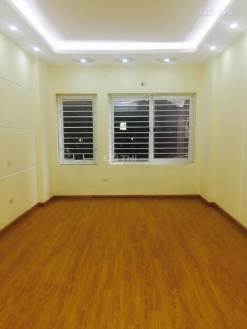 Nhà phố Nguyễn Đình Hoàn, Cầu Giấy, 37m2, 4 tầng, ở ngay. Chỉ 3,25 tỷ 8368938