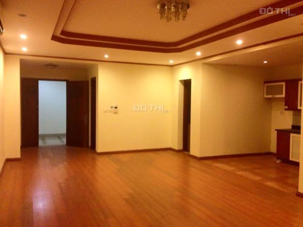 Cho thuê căn hộ chung cư 29T2, N05 Hoàng Đạo Thuý, 160m2, 3 phòng ngủ, không đồ, 13 tr/th 8373559