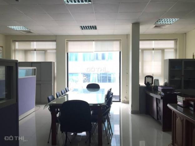 Cho thuê văn phòng ngõ 11 Duy Tân, diện tích 150 m2/tầng, giá chỉ 20 tr/th 8374576