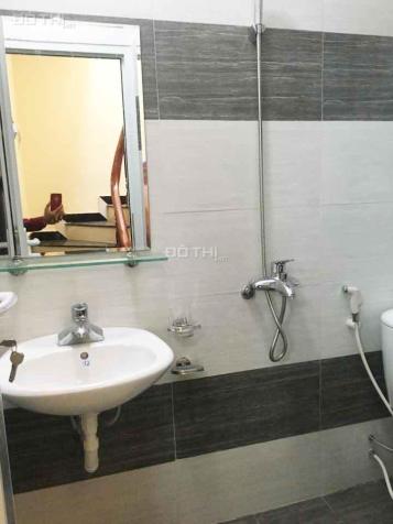 Bán nhà Linh Đường, Hoàng Liệt, DT 30m2, xây 5 tầng, SĐCC, giá 1.8 tỷ, LH: 0973.978.357 8402627