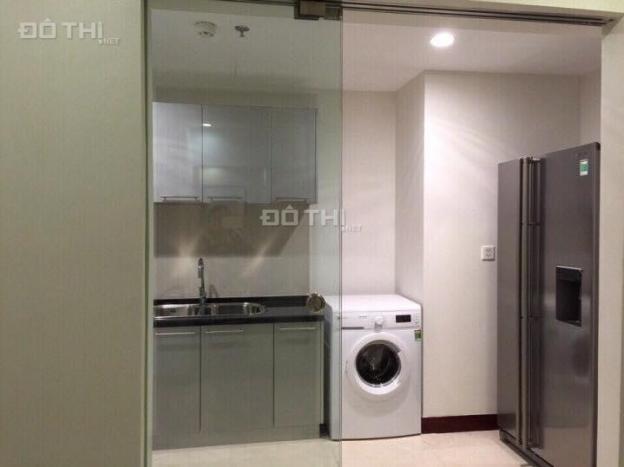 Cho thuê căn hộ chung cư Royal City, tòa R3, tầng 12, 109m2, 2PN, nội thất đẹp. LHTT: 0896651862 8403983