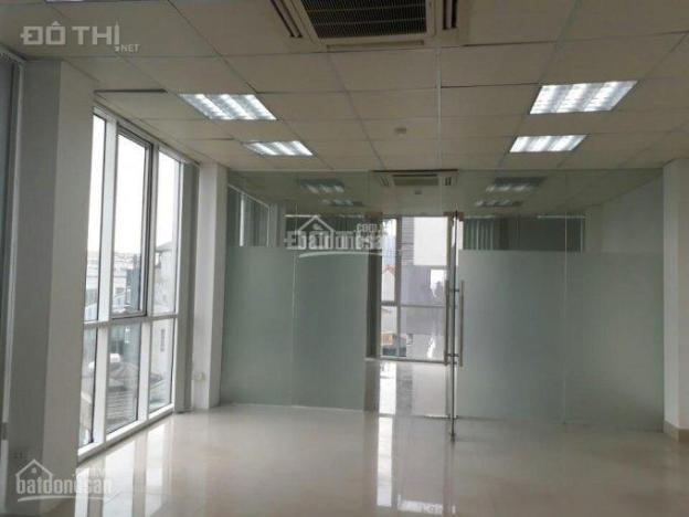 Cho thuê văn phòng đẹp 40m2 dịch vụ hỗ trợ chuyên nghiệp phố Lê Văn Hưu. LH 0983122865 8285441