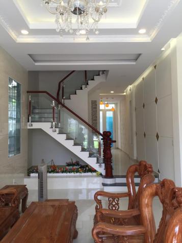 Nhà đẹp 4x16m, 3 lầu đúc đường nội bộ Bình Phú Q. 6 8530867