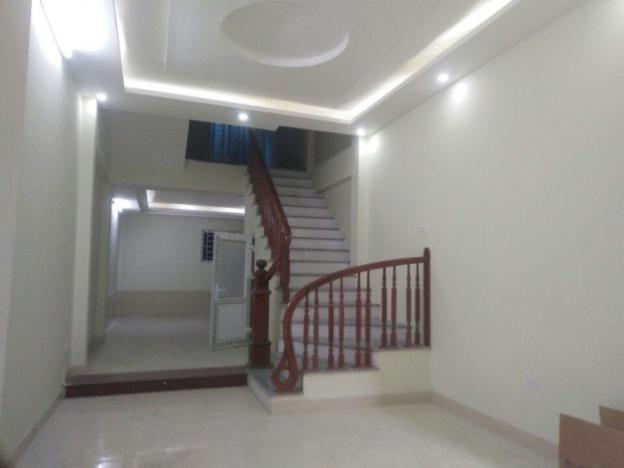 Cho thuê nhà riêng Nguyễn Chí Thanh, 60m2*4T, ô tô đỗ cửa, sàn gỗ, đủ đồ, giá 17 tr/th 8644616