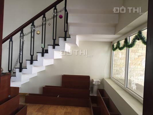 Villa cho thuê đường Dương Văn An Sau lưng siêu thị Metro. Giá 56.73 triệu/tháng 8506442