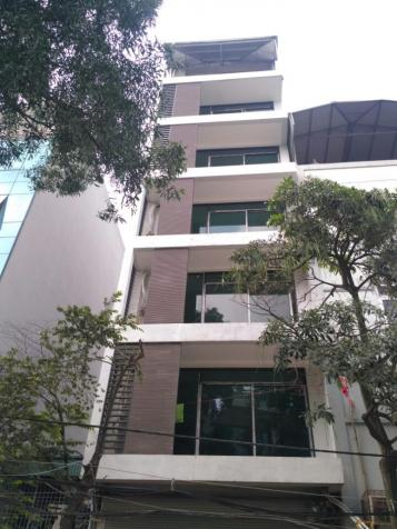 Cho thuê nhà phân lô Nguyễn Khánh Toàn, 75 m2 x 6 tầng, nhà có thang máy, mỗi tầng 1 phòng rộng 8582648