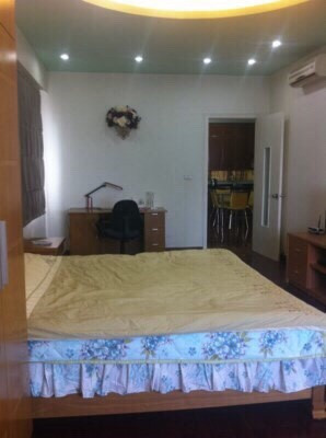 Cho thuê căn hộ 71 Nguyễn Chí Thanh, 130m2, 2 phòng ngủ, đủ đồ, 17tr/tháng 8738583