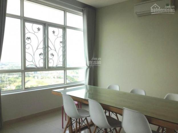 Cho thuê căn hộ Phú Hoàng Anh, DT 130m2, căn 3PN 3WC, giá 13tr/tháng, nội thất cao cấp 8721320